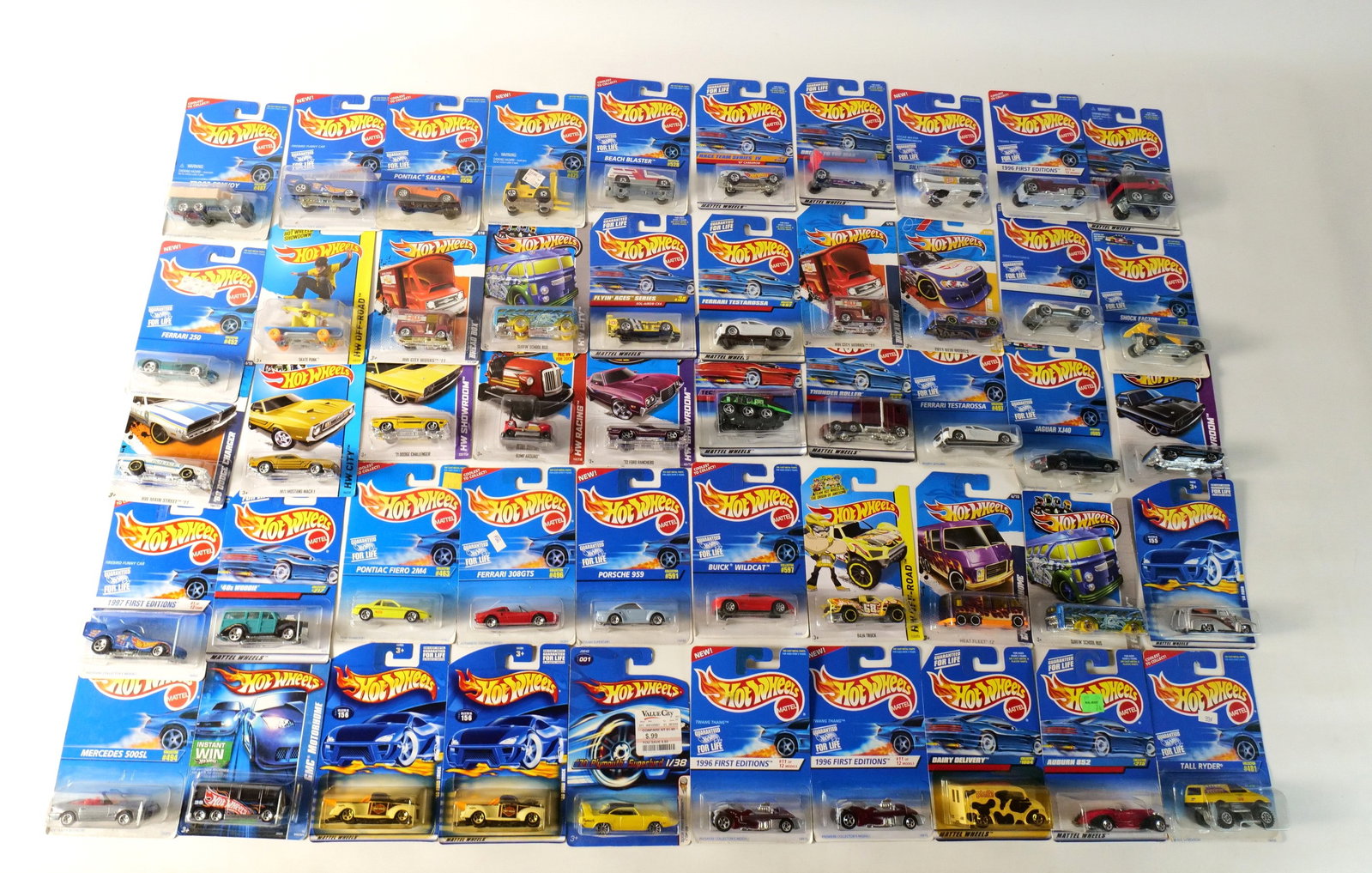 Lot of 50 Carded Hot Wheels (1 of 11)