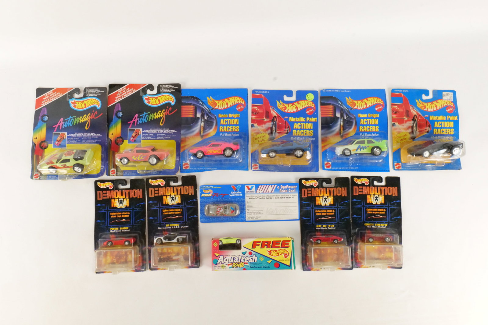Lot of Mixed Hot Wheels Cars (1 of 17)