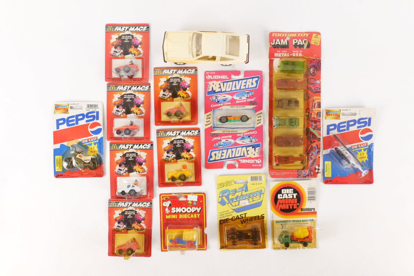 Mixed Lot of Vintage Vehicles (1 of 19)