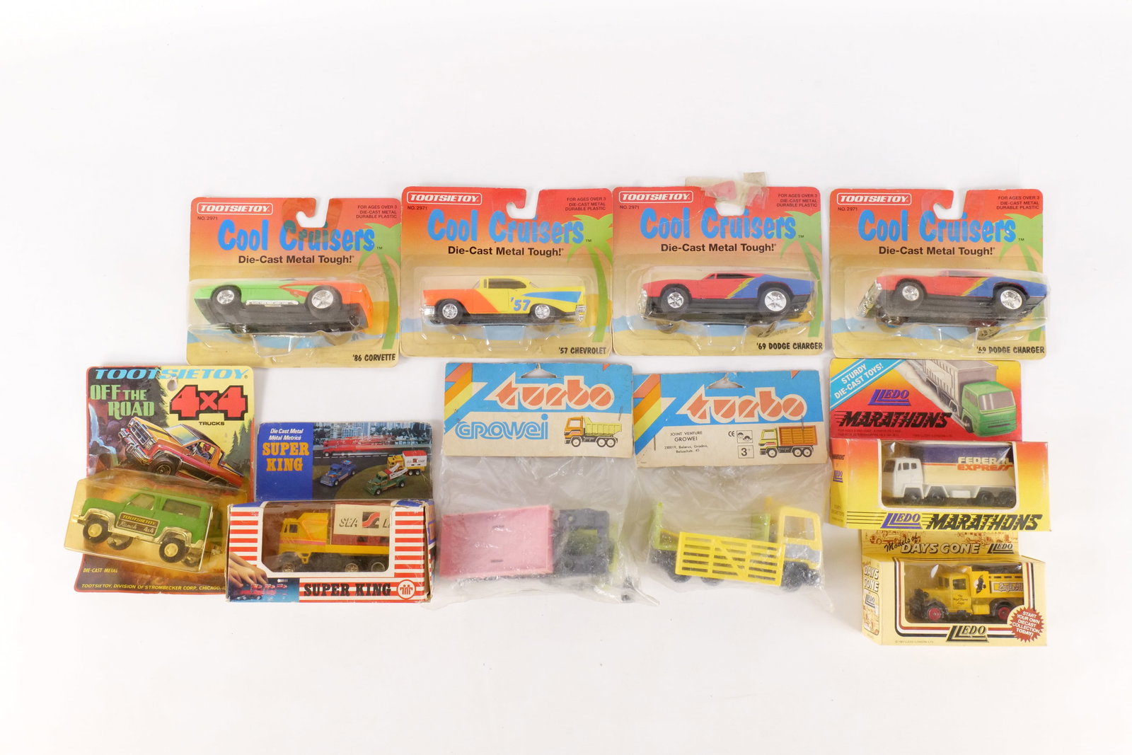 Lot of Vintage Diecast Vehicles (1 of 16)