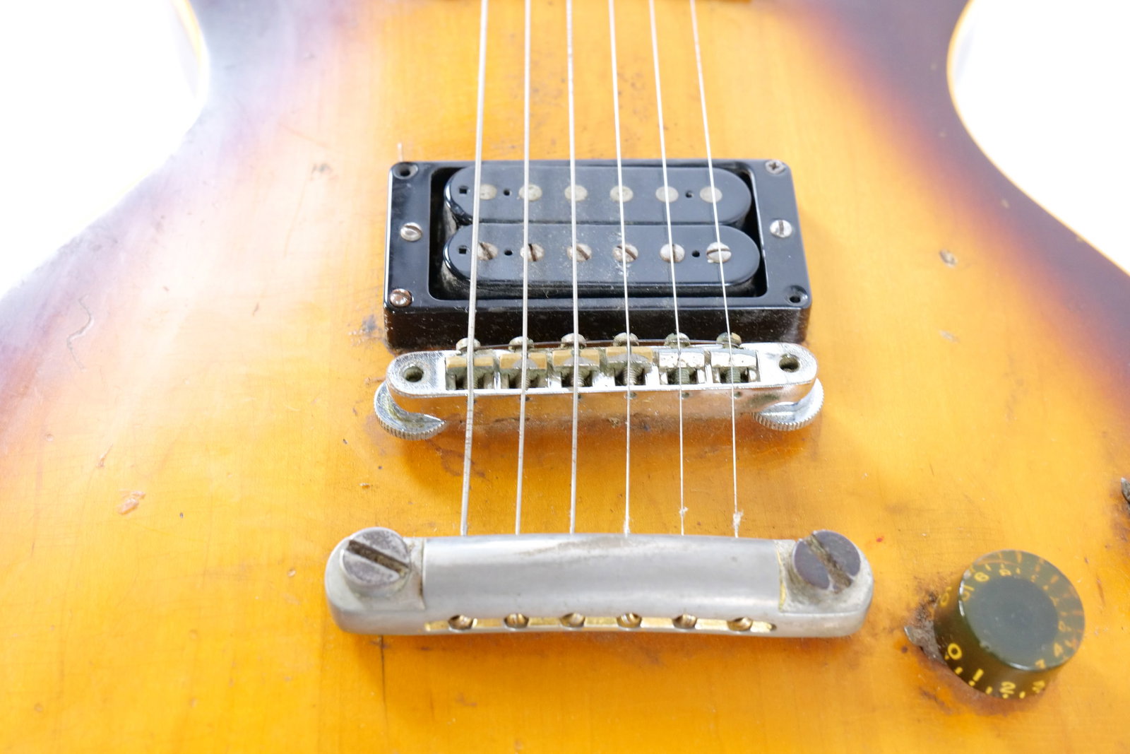Vintage 1970's Gibson Les Paul Deluxe - 7