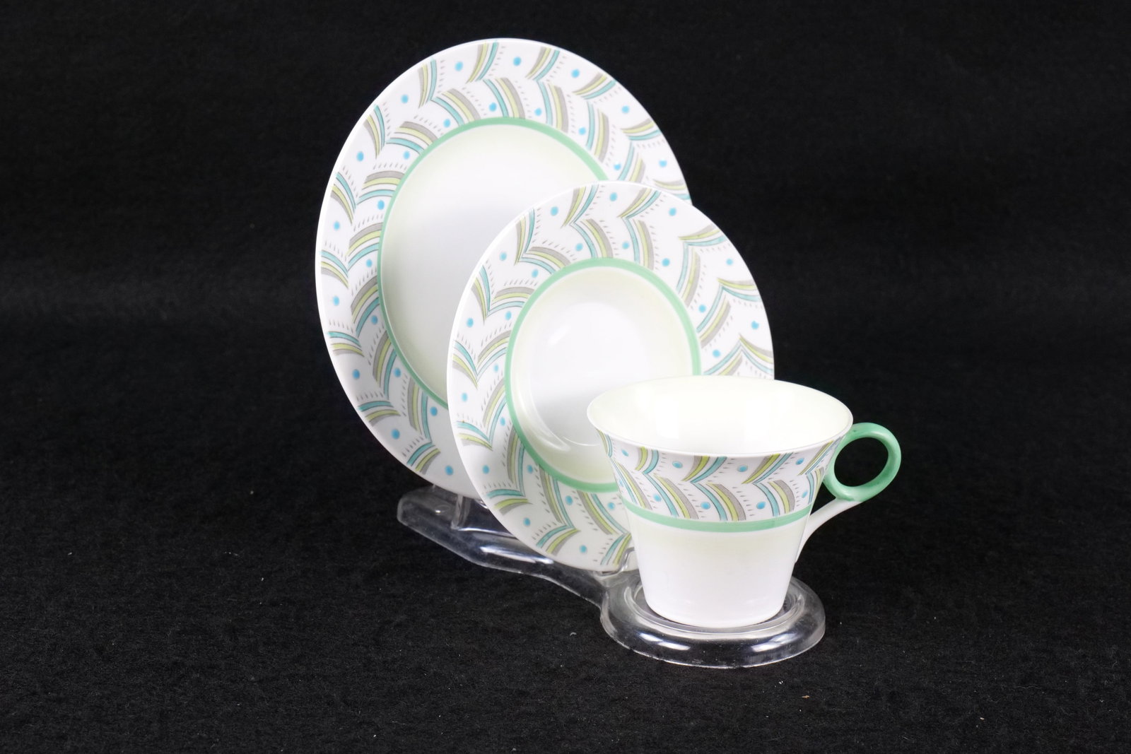 Vintage Shelley Art Deco "Chevrons" Tea Trio: Vintage Shelley Art Deco "Chevrons" Tea Trio - Regent Pattern. Patten #13084. Grey Print - Turquoise and Green Chevrons and Spots. Circa 1939-1940. This Shelley Collection came from the Judy and Jerry
