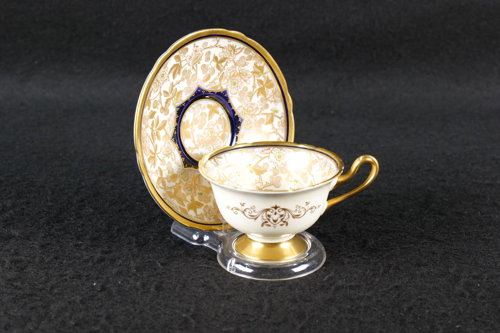 Shelley Gainsborough Gold Blossom Tea Cup and Saucer (1 of 10)