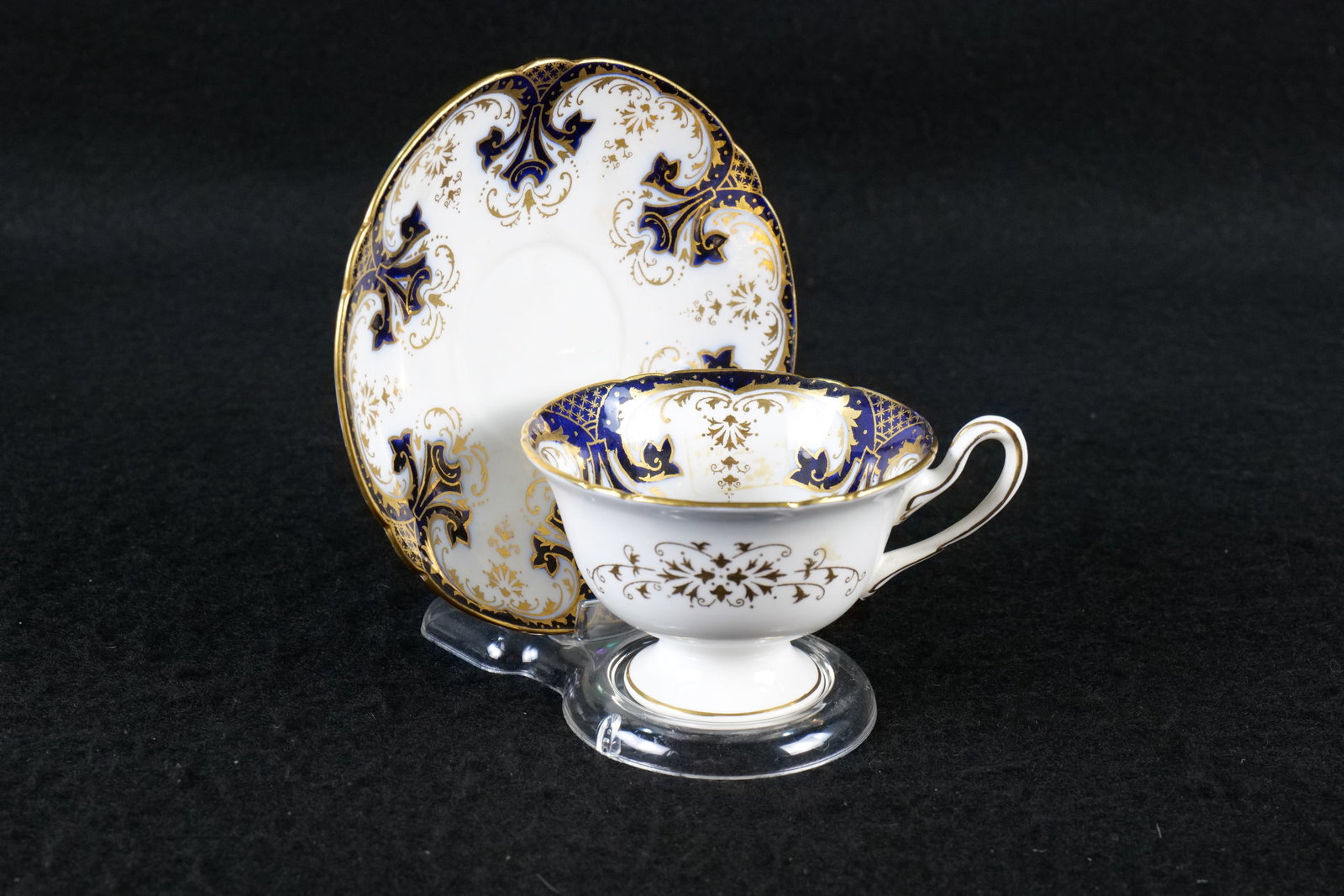 Shelley Gainsborough Navy and Gold Cup and Saucer: Shelley Gainsborough Navy and Gold Cup and Saucer. Pattern #7258. Circa 1940's-60's. This cup was featured on the cover of the book. This Shelley Collection came from the Judy and Jerry Silverman Coll