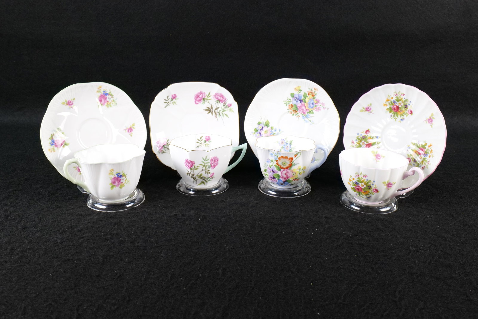 Lot of 4 Shelley Floral Teacups and Saucer Duos (1 of 19)