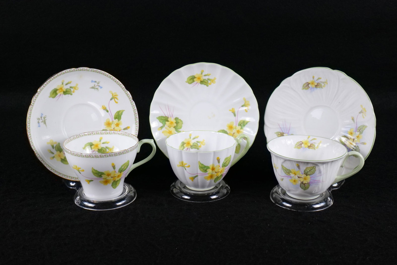 Lot of 3 Shelley Primrose Teacups and Saucers (1 of 19)