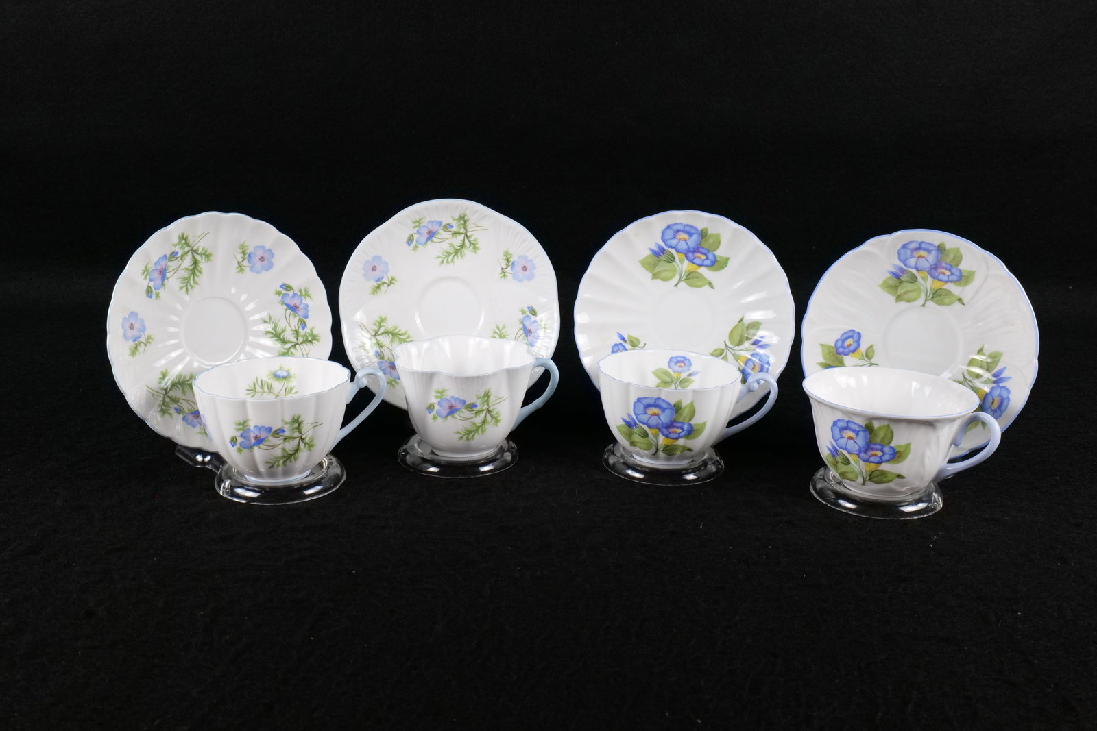 Lot of 4 Shelley Bone China Floral Teacups and Saucers (1 of 19)