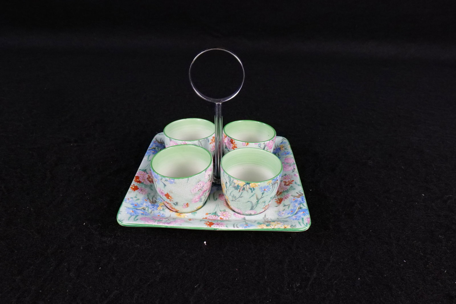 Shelley Melody Chintz 4-Egg Cup Set with Caddy (1 of 10)
