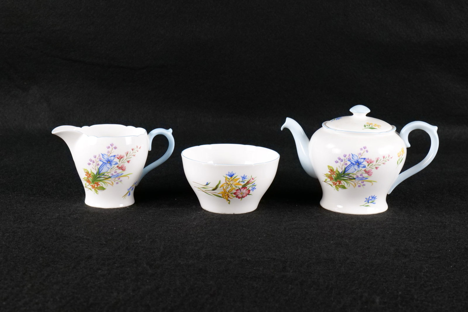 Lot of Shelley "Wild Flowers" Tea ware Items (1 of 13)