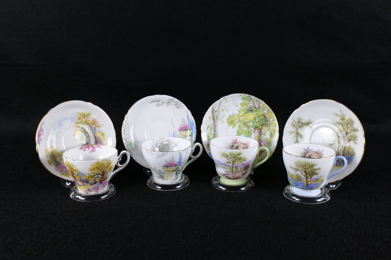 Lot of 4 Shelley "Scenic" Teacups and Saucers (1 of 19)
