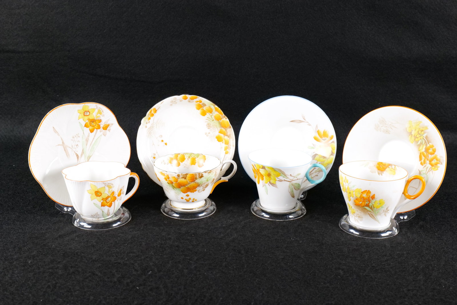 Lot of 4 Shelley Bone China Teacups and Saucers (1 of 19)