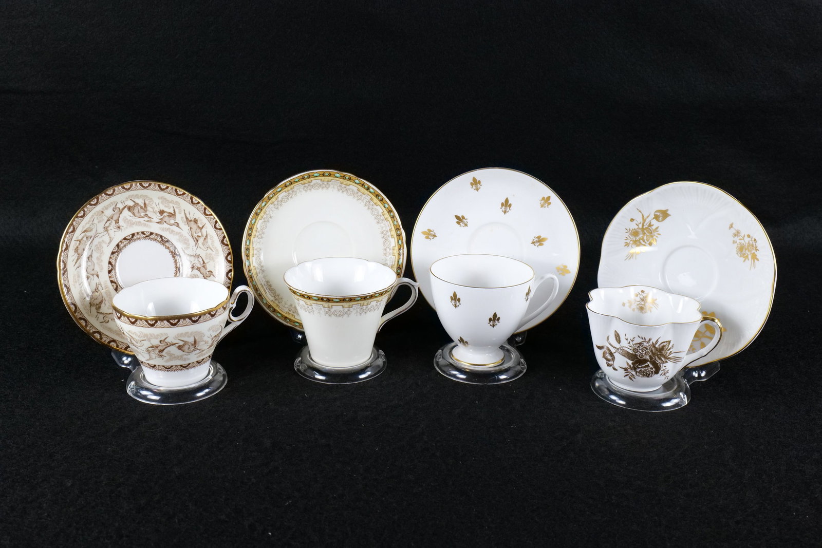 Lot of 4 Shelley Bone China Teacups and Saucers (1 of 19)