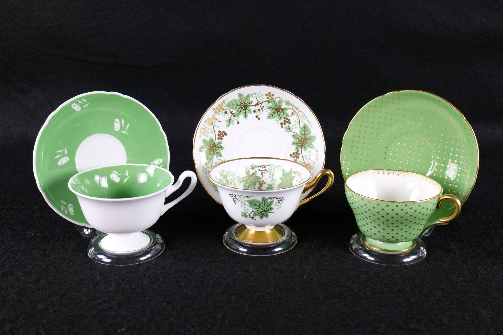 Lot of 3 Shelley Bone China Teacups and Saucers (1 of 19)