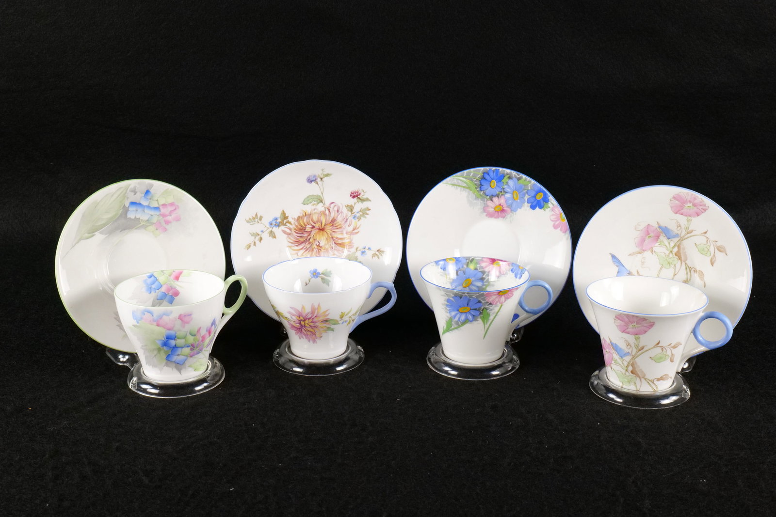 Lot of 4 Shelley Floral Bone China Teacups and Saucers (1 of 19)