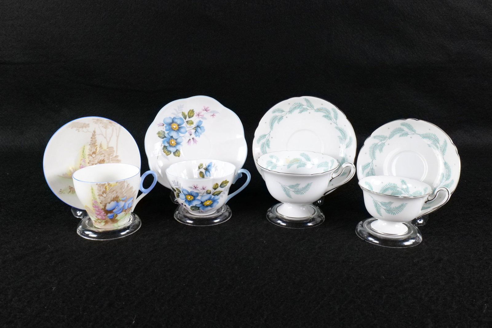 Lot of 4 Shelley Bone China Teacups and Saucers (1 of 19)
