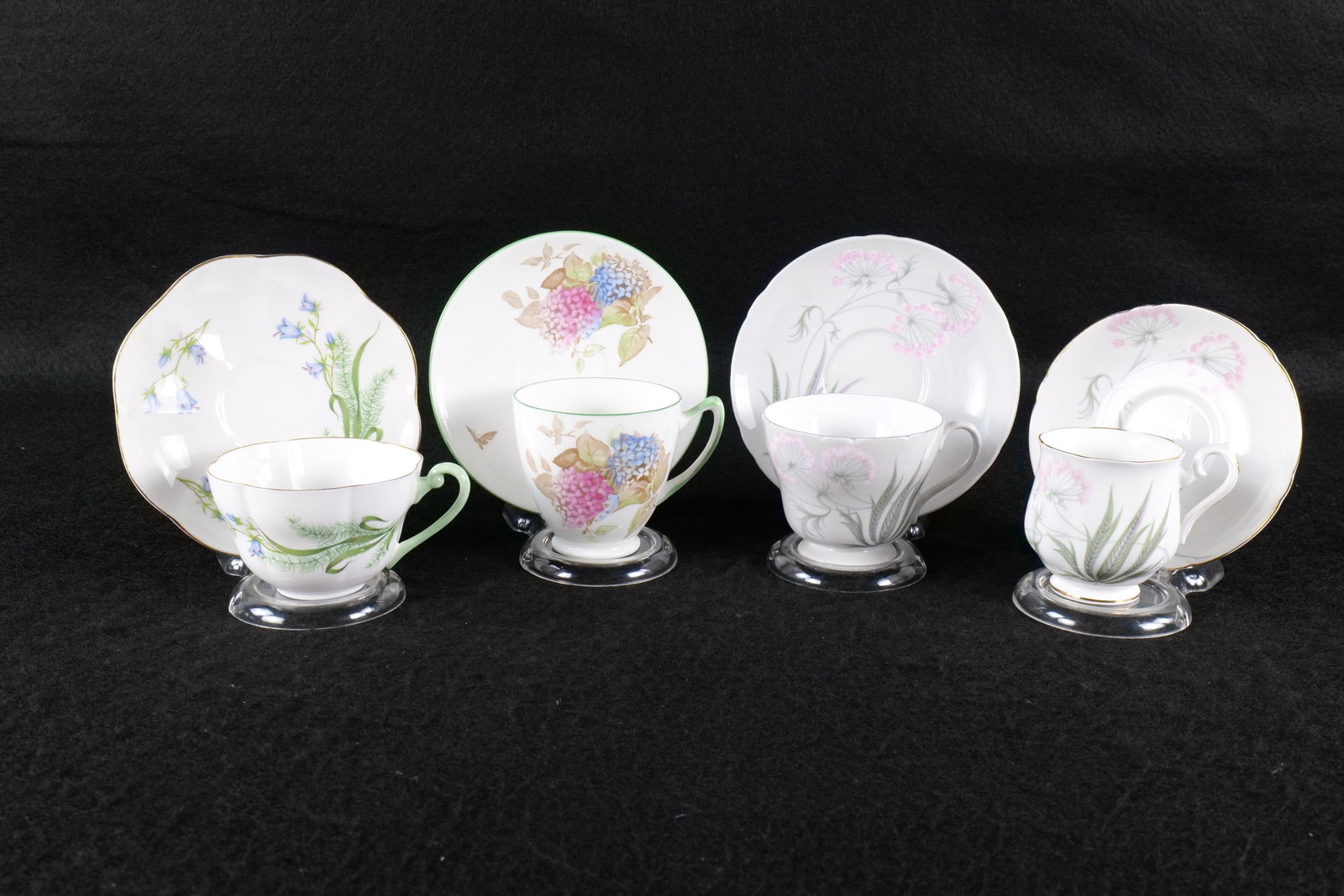 Lot of 4 Shelley Floral Bone China Teacups and Saucers (1 of 20)