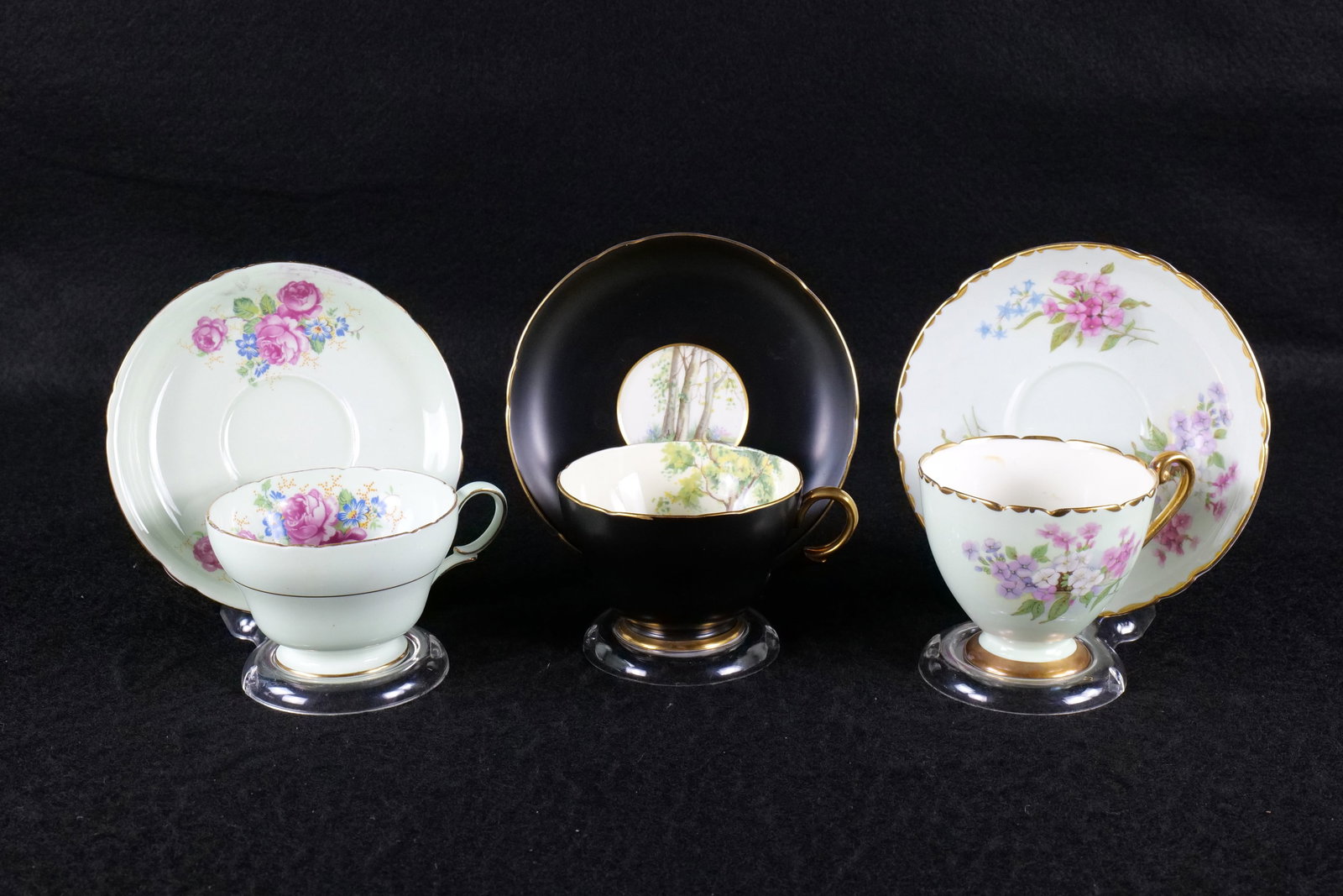 Lot of 3 Shelley Bone China Teacups and Saucers (1 of 19)