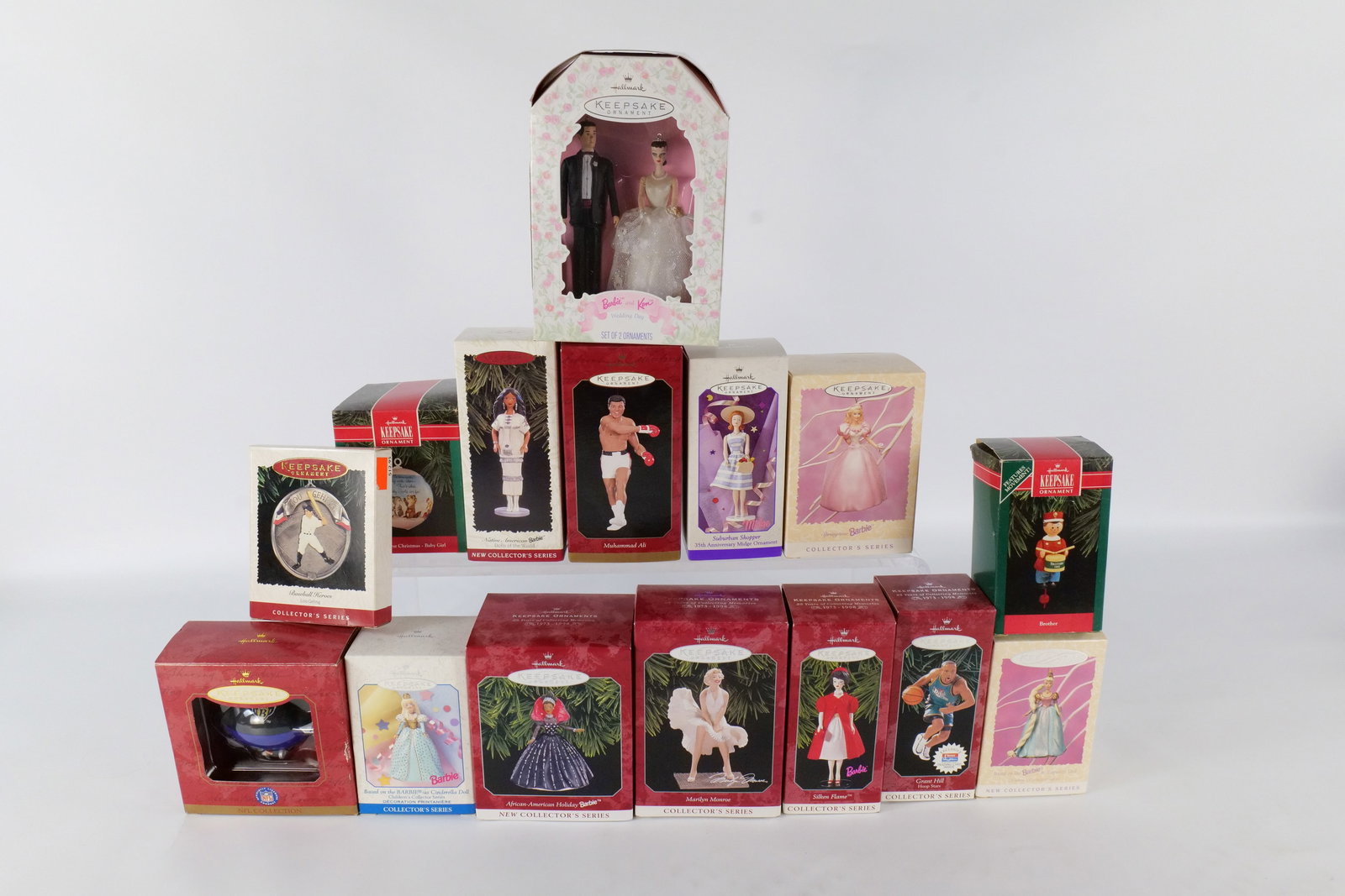 Lot of 15 Hallmark Ornaments: Lot of 15 Hallmark Ornaments. Including Sports, Barbie and More. All invoices must be paid within 24 hours of the sale. We offer multiple shipping options, please read the shipping terms to understand