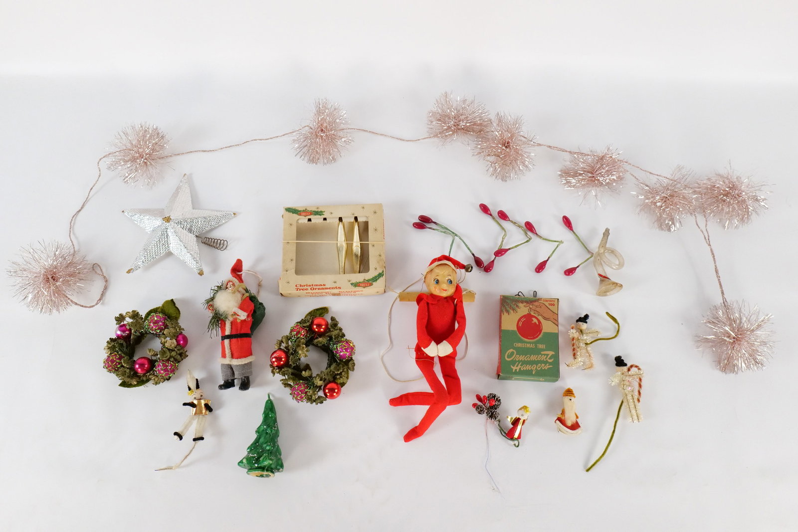 Lot of Assorted Christmas Decorations (1 of 5)