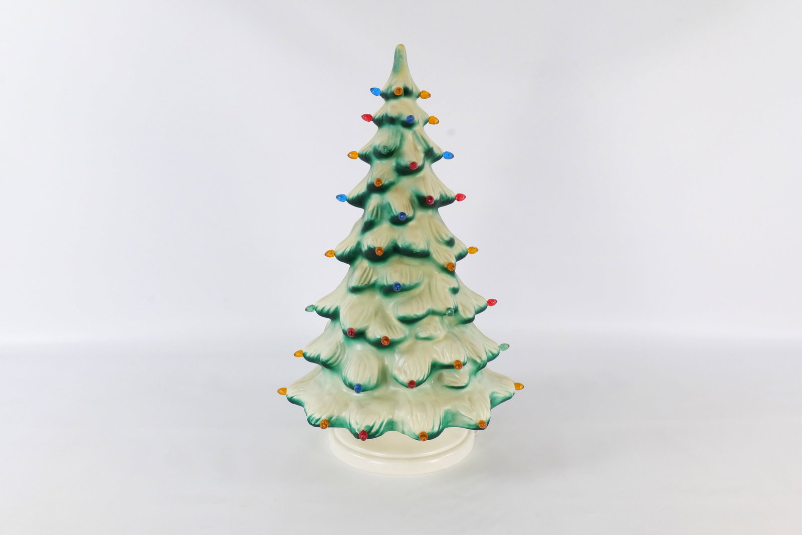 Vintage Union Products Co. Lighted Plastic Christmas Tree Blow Mold (1 of 11)