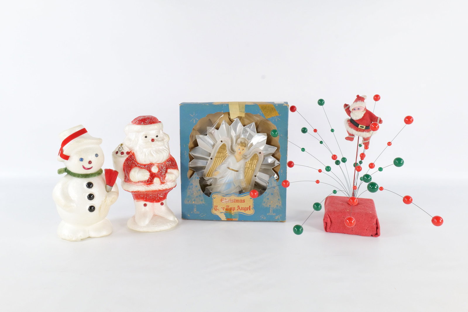 Lot of Assorted Christmas Items (1 of 16)