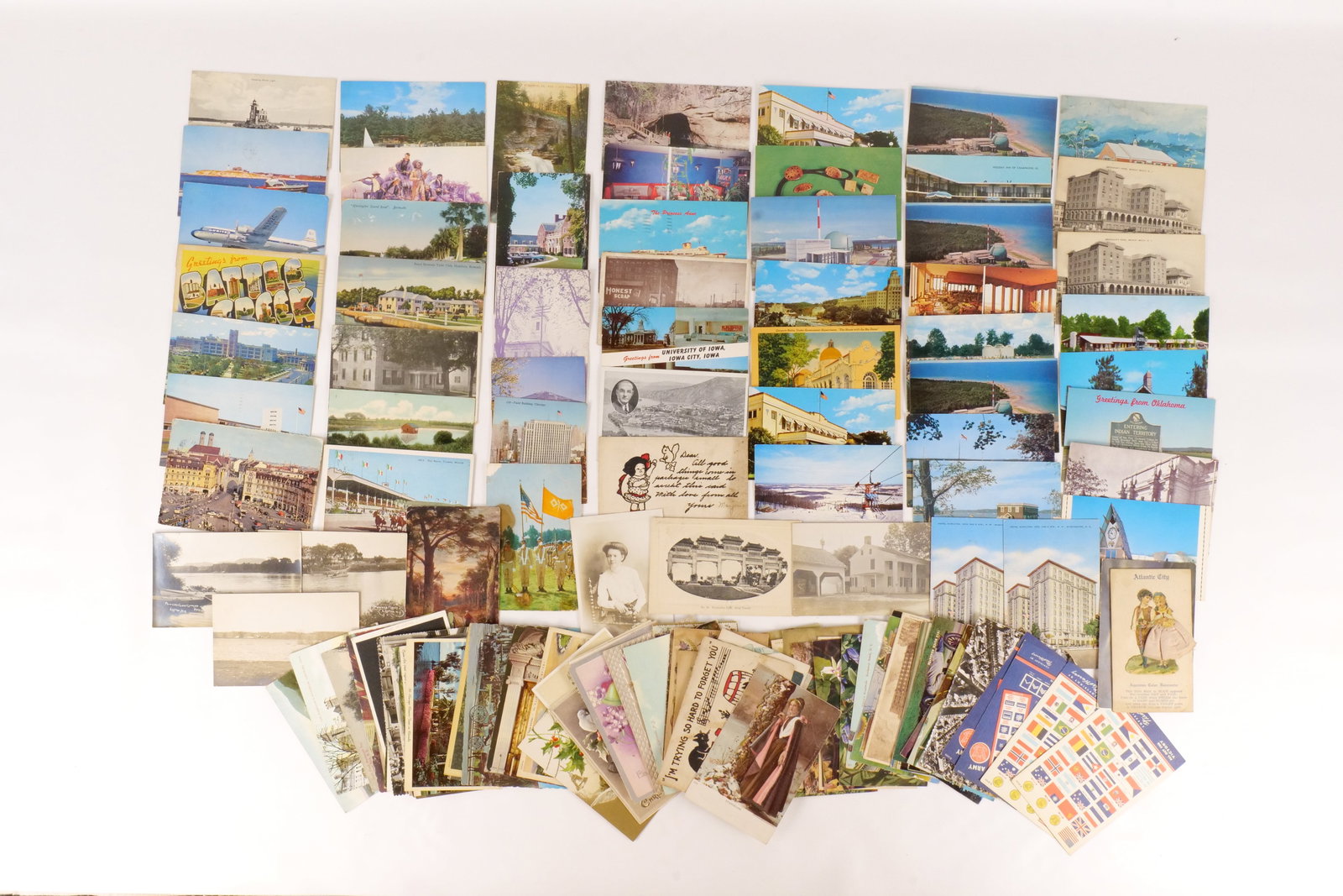 Lot of Vintage Postcards (1 of 10)