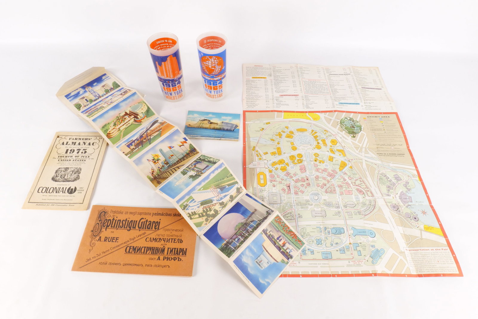 Lot of Miscellaneous Collectibles (1 of 17)