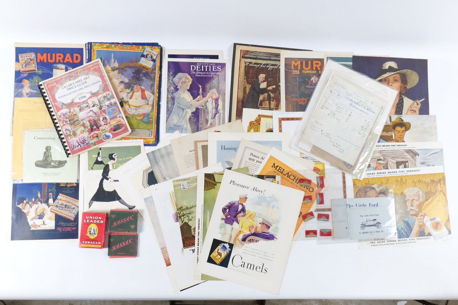 Lot of Vintage Tobacco/Cigar Related Items (1 of 20)