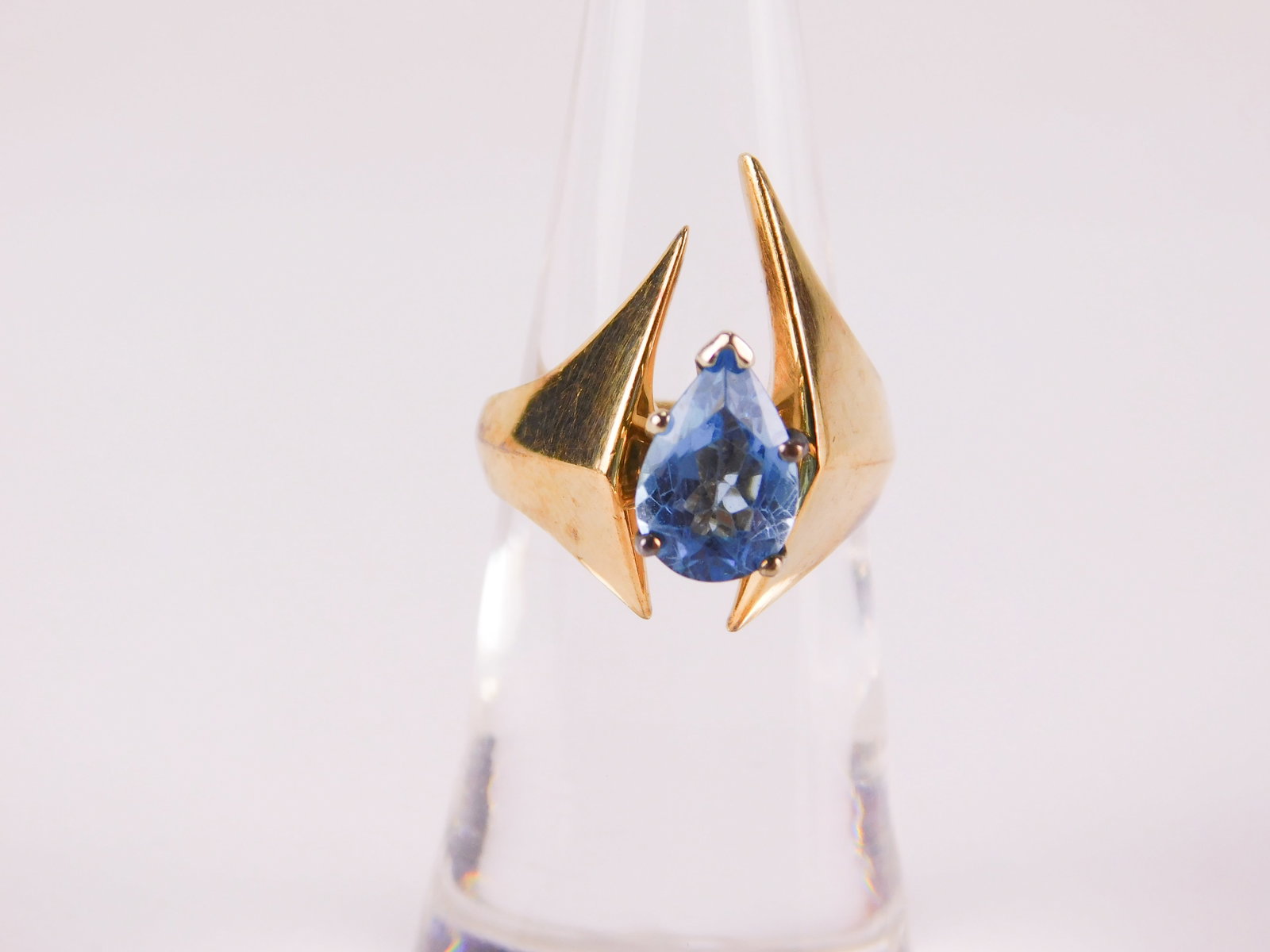 14k Yellow Gold & Blue Topaz Ring (1 of 6)