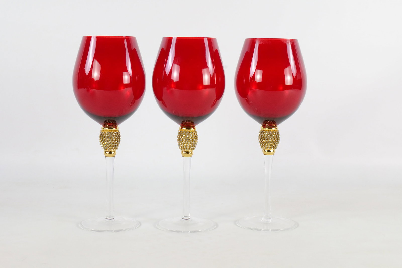 8 Elegant Ruby Wine Glasses - 16