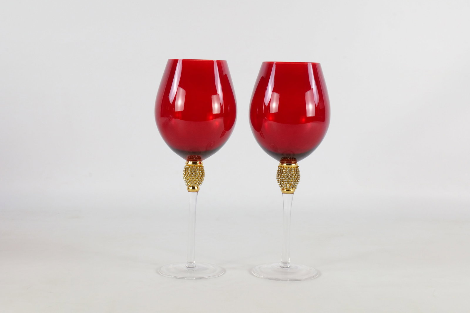 8 Elegant Ruby Wine Glasses - 3