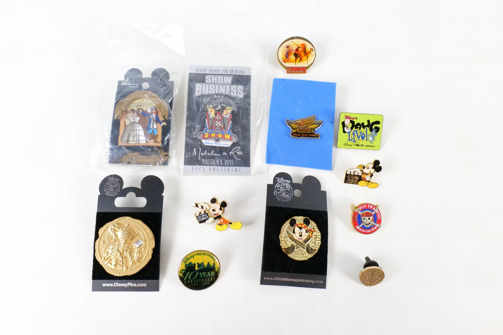 Lot of 12 Disney Pins (1 of 13)