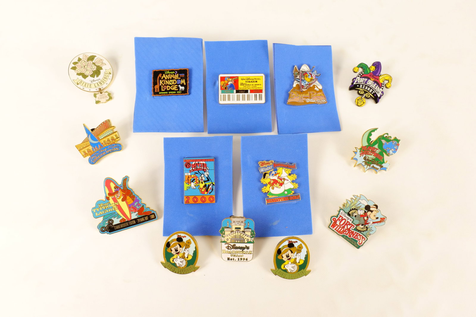 Lot of 14 Disney Trading Pins: Lot of 14 Disney Trading Pins. Including Dixie Landing Resort Dangle, Port Orleans Resort Dangle, 2 x Dixie Landings Banjo Mickey, Animal Kingdom Lodge Opening Day, Boardwalk Villas, Fort Wilderness, 