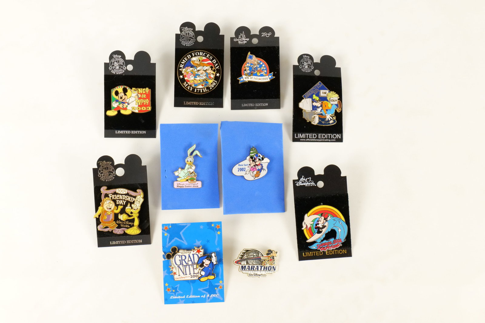 Lot of 10 Disney Holiday and Special Event Pins (1 of 11)
