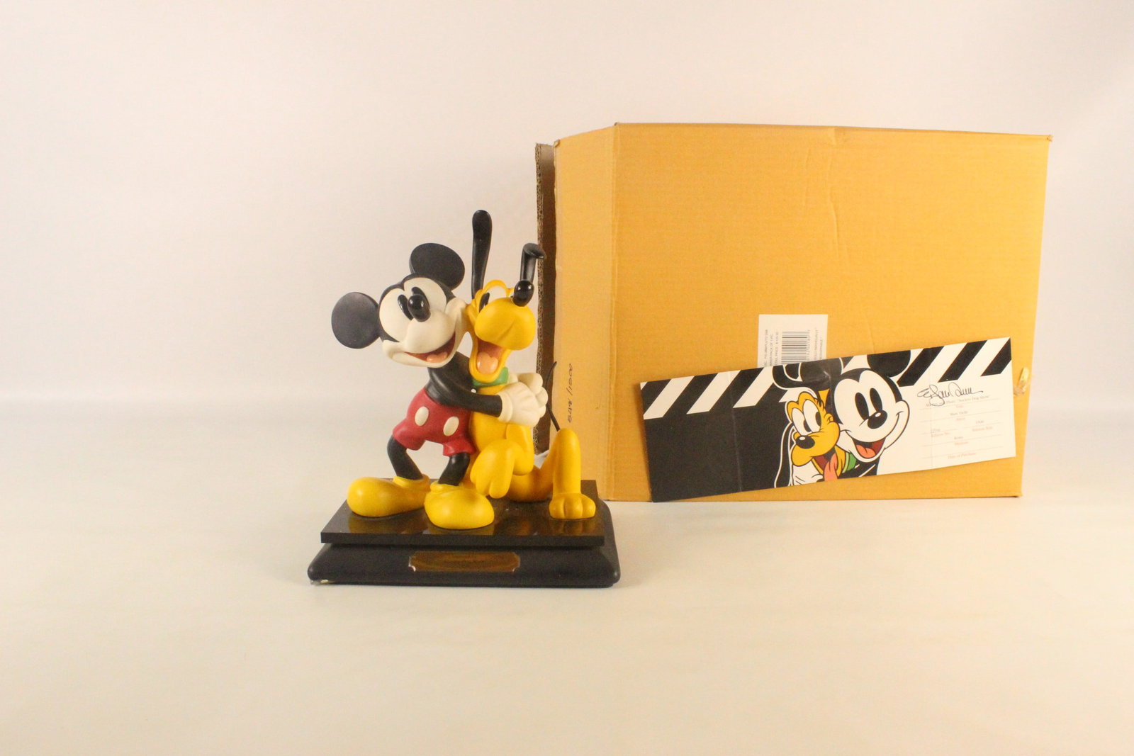 1998 Disneyana Convention Mickey Mouse and Pluto Figurine (1 of 13)