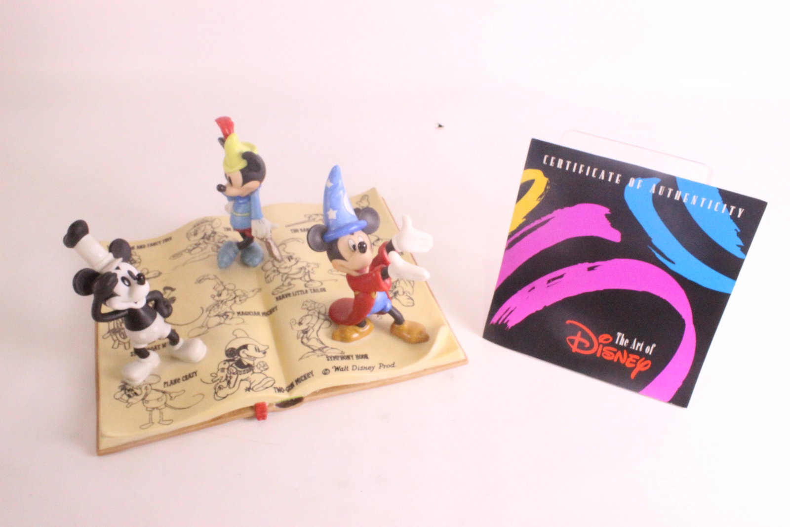 The Art of Disney "Celebrating 75 Years of Mickey" Model Sheet Figurine (1 of 14)