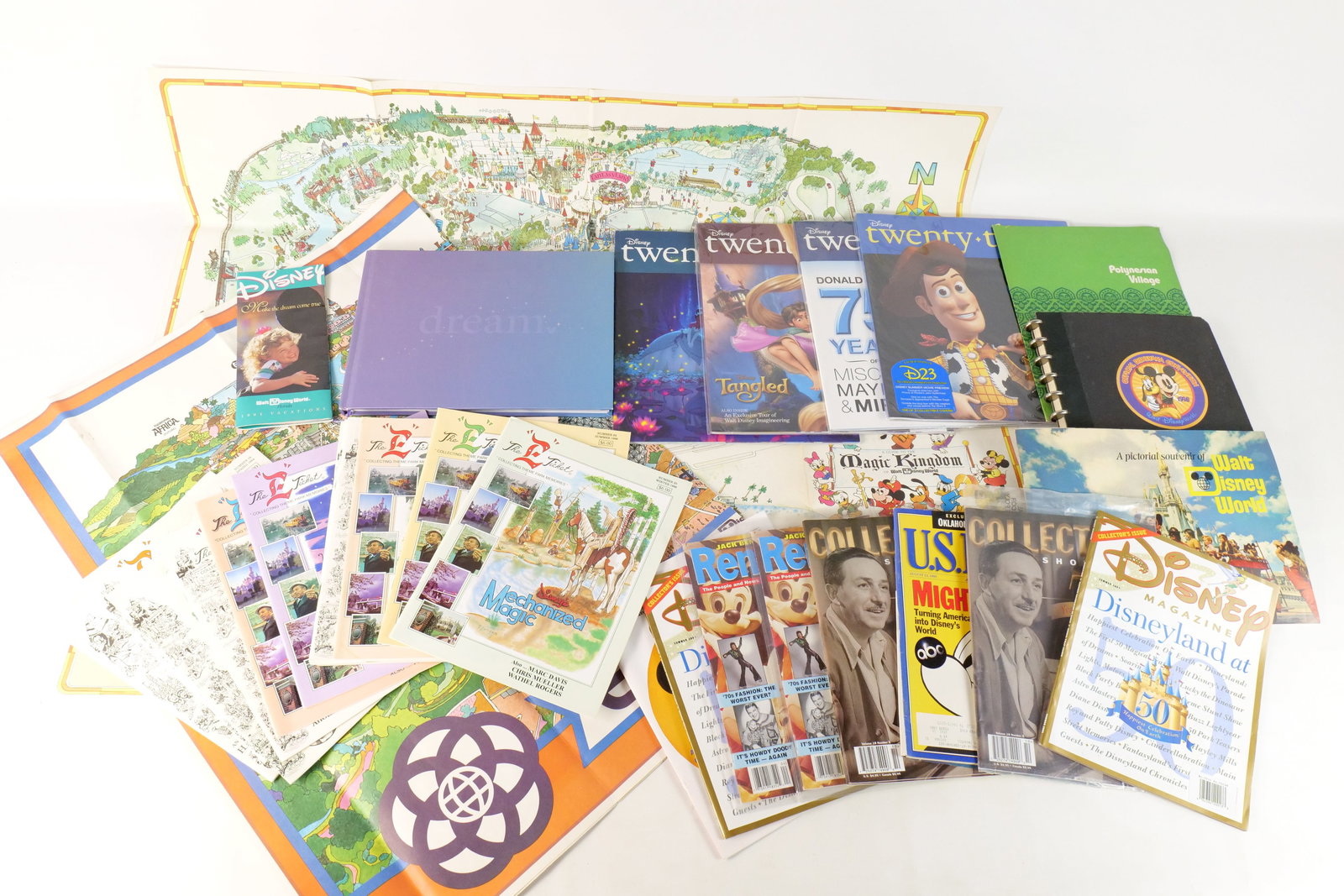 Lot of Disney Ephemera (1 of 9)