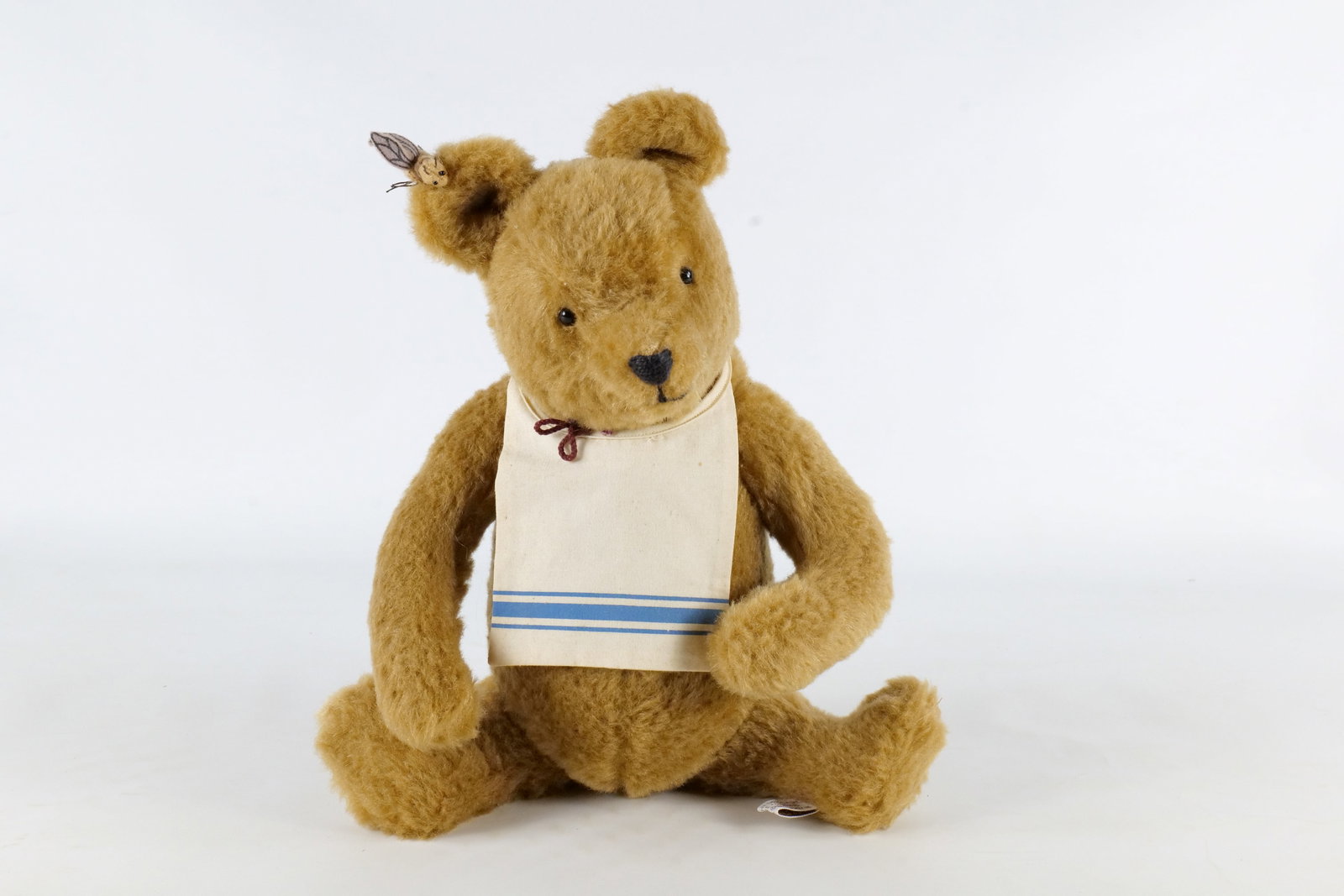R. John Wright Winnie the Pooh Teddy Bear (1 of 9)