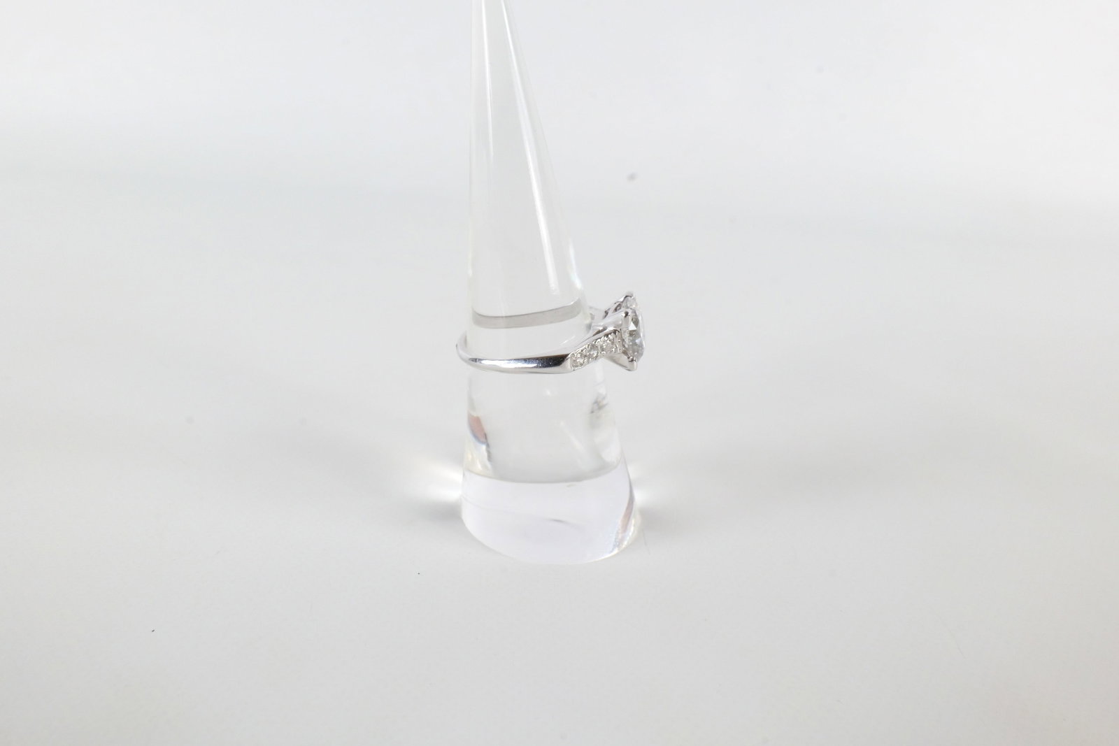 Platinum Diamond Ring - 5