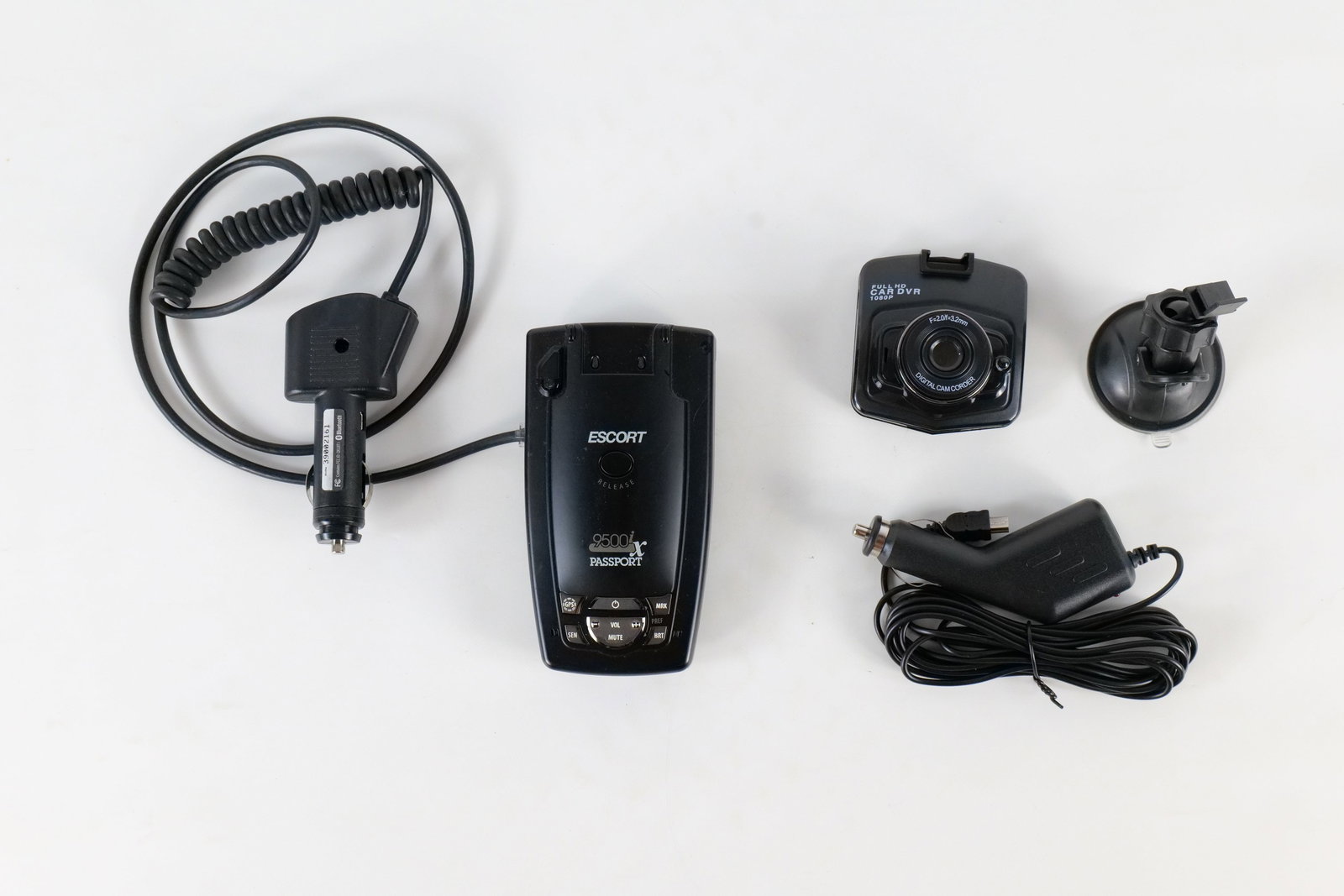 Assorted electronics Lot - 3