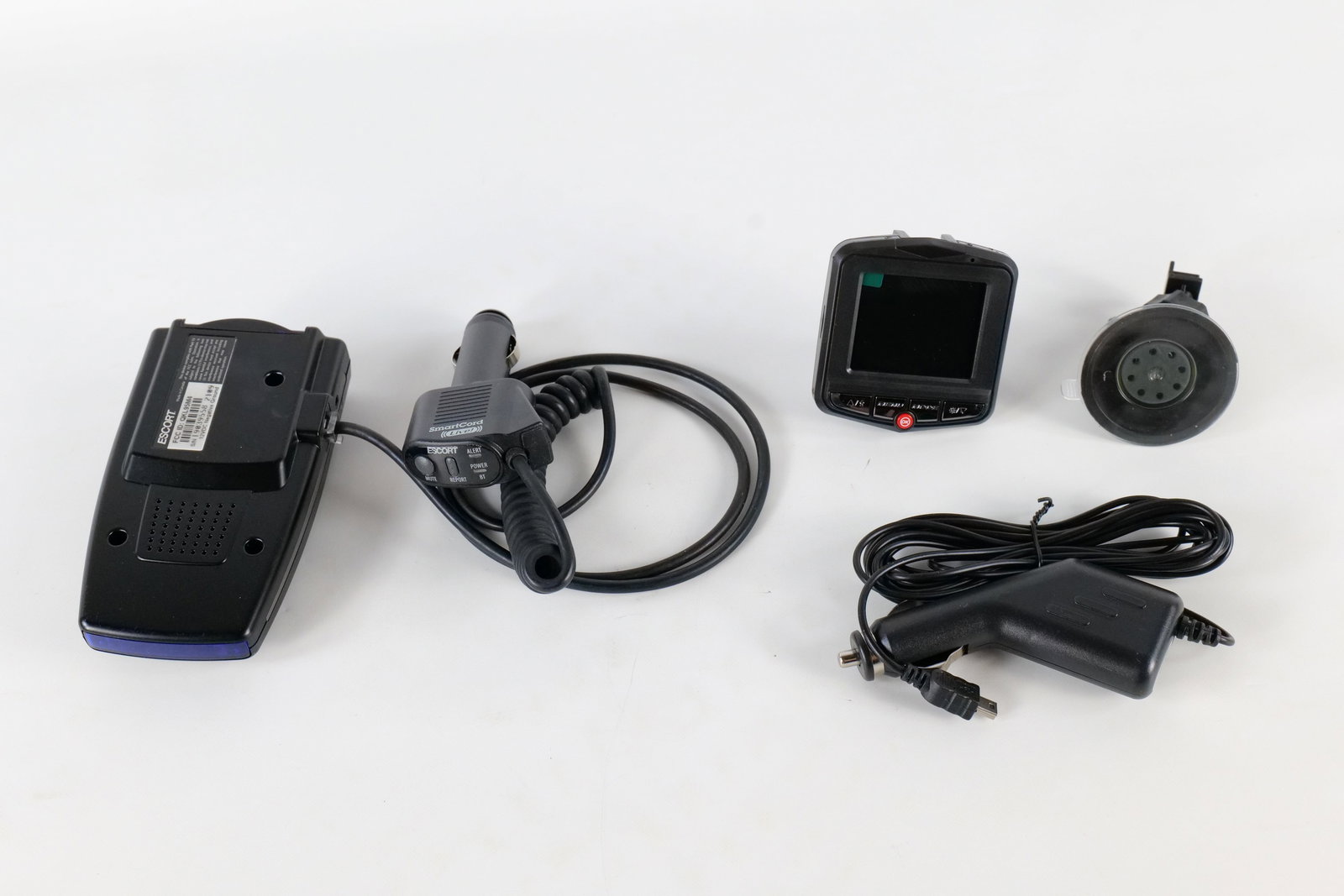 Assorted electronics Lot - 4