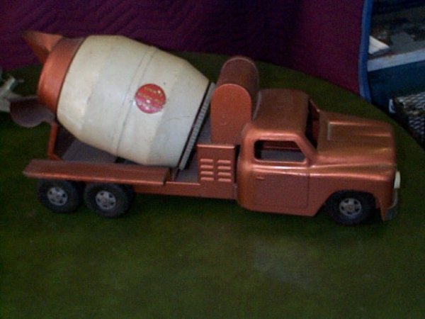 structo ready mix toy truck