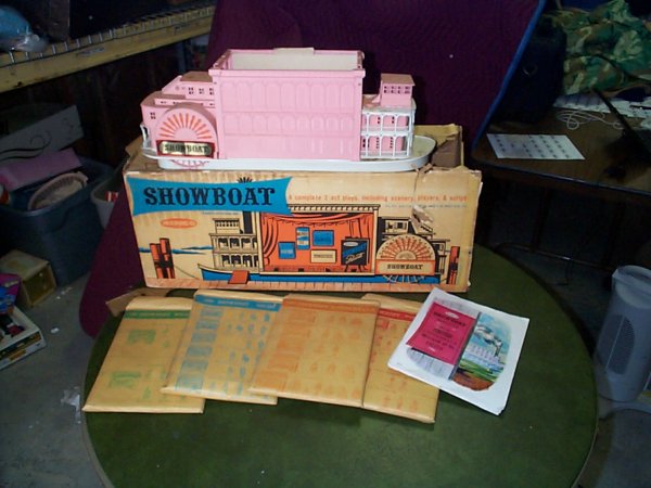 showboat toy