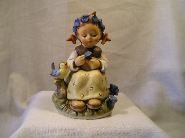 Hummel Goebel Figurine The Botanist #351 trademark