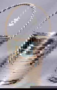 SILVERPLATED BARREL FORM WINE COOLER, having a r: SILVERPLATED BARREL FORM WINE COOLER, having a rope design handle, detailed with a stave and metal band design; 8-1/2 inch height