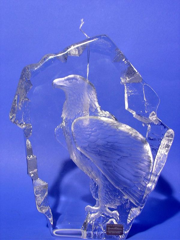 1159 SWEDISH CRYSTAL EAGLE SCULPTURE, by Mats Jonasson