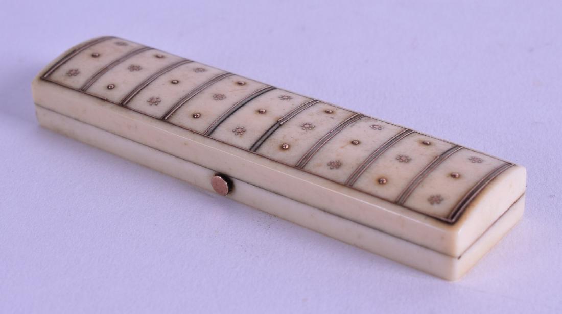 A GEORGE III GOLD INLAID RECTANGULAR BOX the top rising (1 of 1)