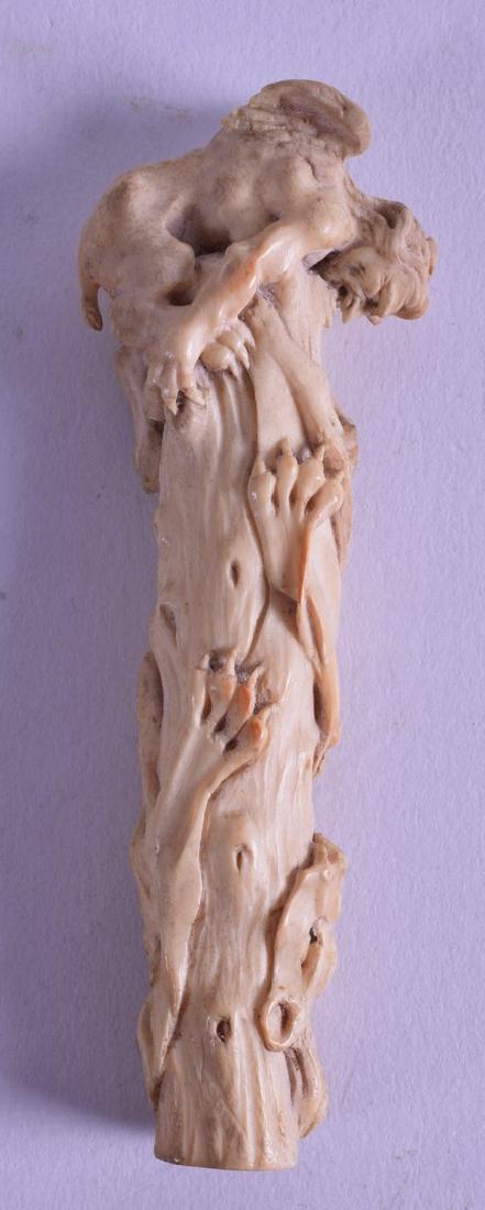 AN 18TH/19TH CENTURY CONTINENTAL CARVED STAG ANTLER (1 of 1)