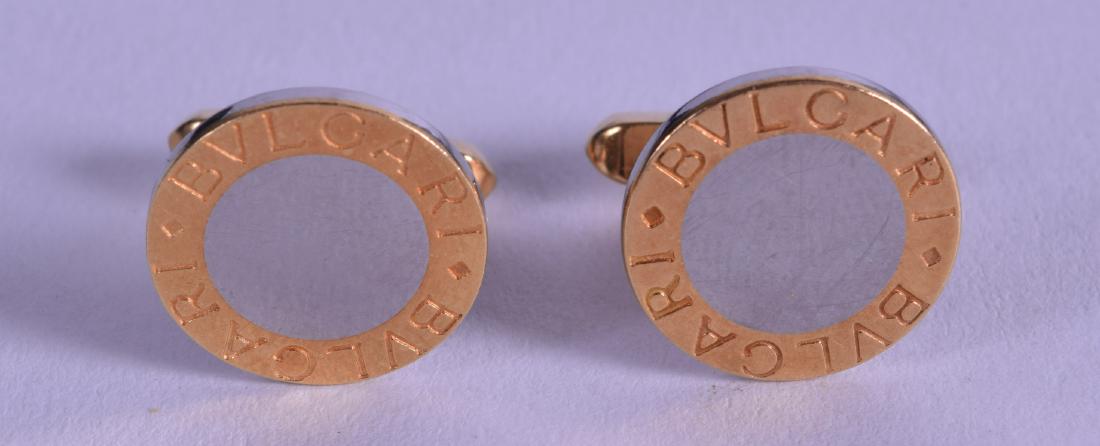 A GOOD PAIR OF 18CT YELLOW GOLD BVLGARI CUFFLINKS. 12.4: A GOOD PAIR OF 18CT YELLOW GOLD BVLGARI CUFFLINKS. 12.4 grams.