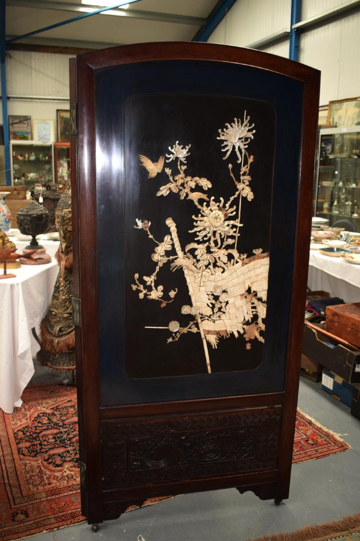 A LARGE 19TH CENTURY JAPANESE MEIJI PERIOD ROSEWOOD (1 of 1)